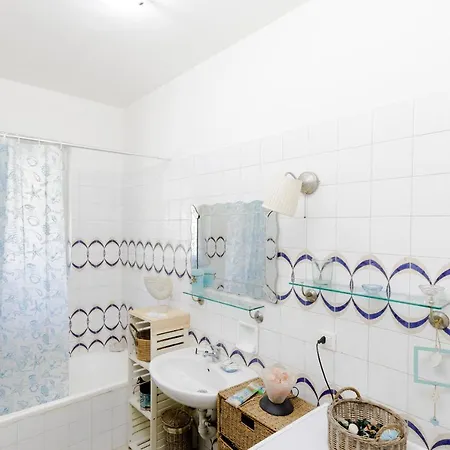 087 - Casa Baite Tra Ulivi E Mare Con Giardino E Vista Mare, 6minuti - Parcheggio Privato Gratis Apartment *
