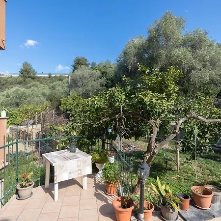 087 - Casa Baite Tra Ulivi E Mare Con Giardino E Vista Mare, 6minuti - Parcheggio Privato Gratis Apartment
