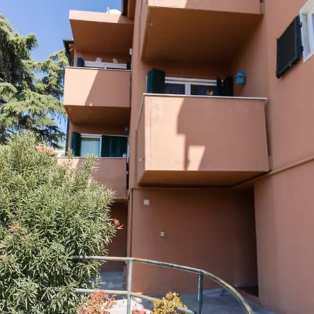 Apartment 087 - Casa Baite Tra Ulivi E Mare Con Giardino E Vista Mare, 6minuti - Parcheggio Privato Gratis Imperia
